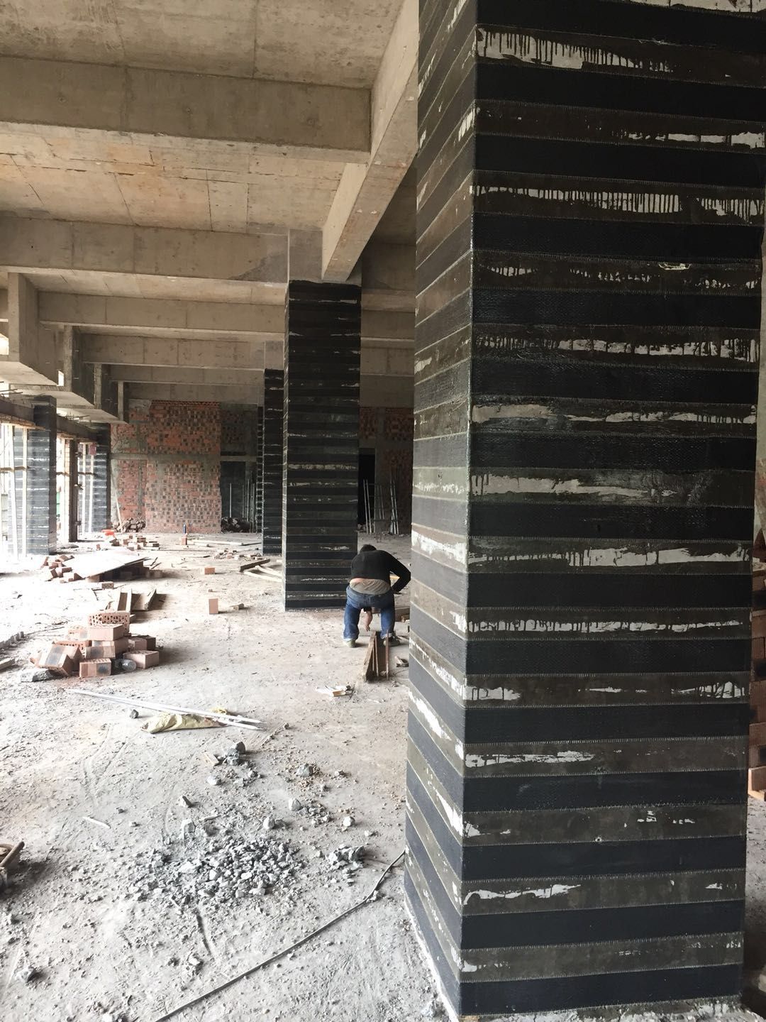 广东碳纤维加固混凝土柱施工